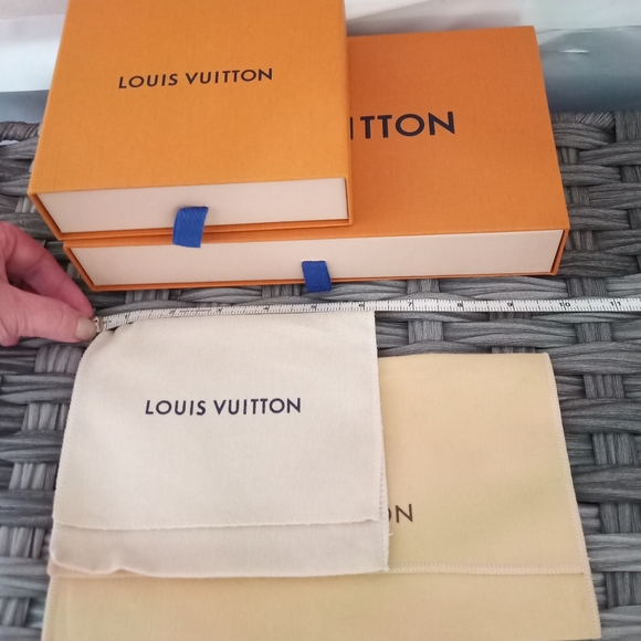 2 Piece LV Wallet Accessory Set. Your Choice of 2 Mix & Match Boxes & Dust Bags! - Picture 6 of 7